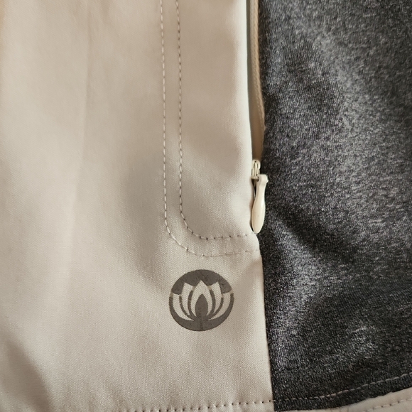 Mondetta Women's Jacket - Picture 2 of 4